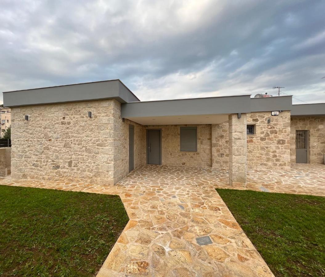 Ag.Stone.Home Isthmia Exteriér fotografie