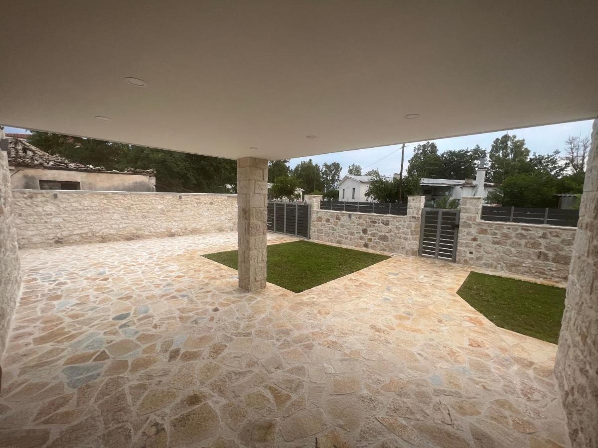 Ag.Stone.Home Isthmia Exteriér fotografie